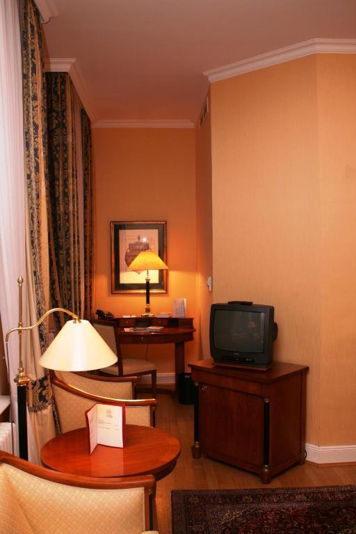 Hotel Altes Gymnasium Husum  Chambre photo
